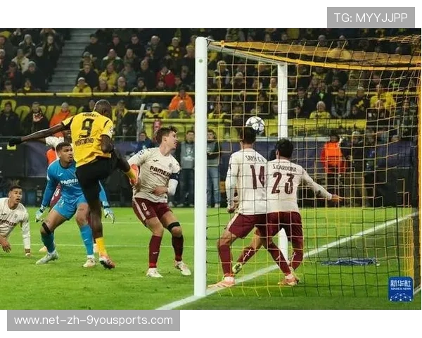 多特蒙德边路压制，阿德耶米完成突破