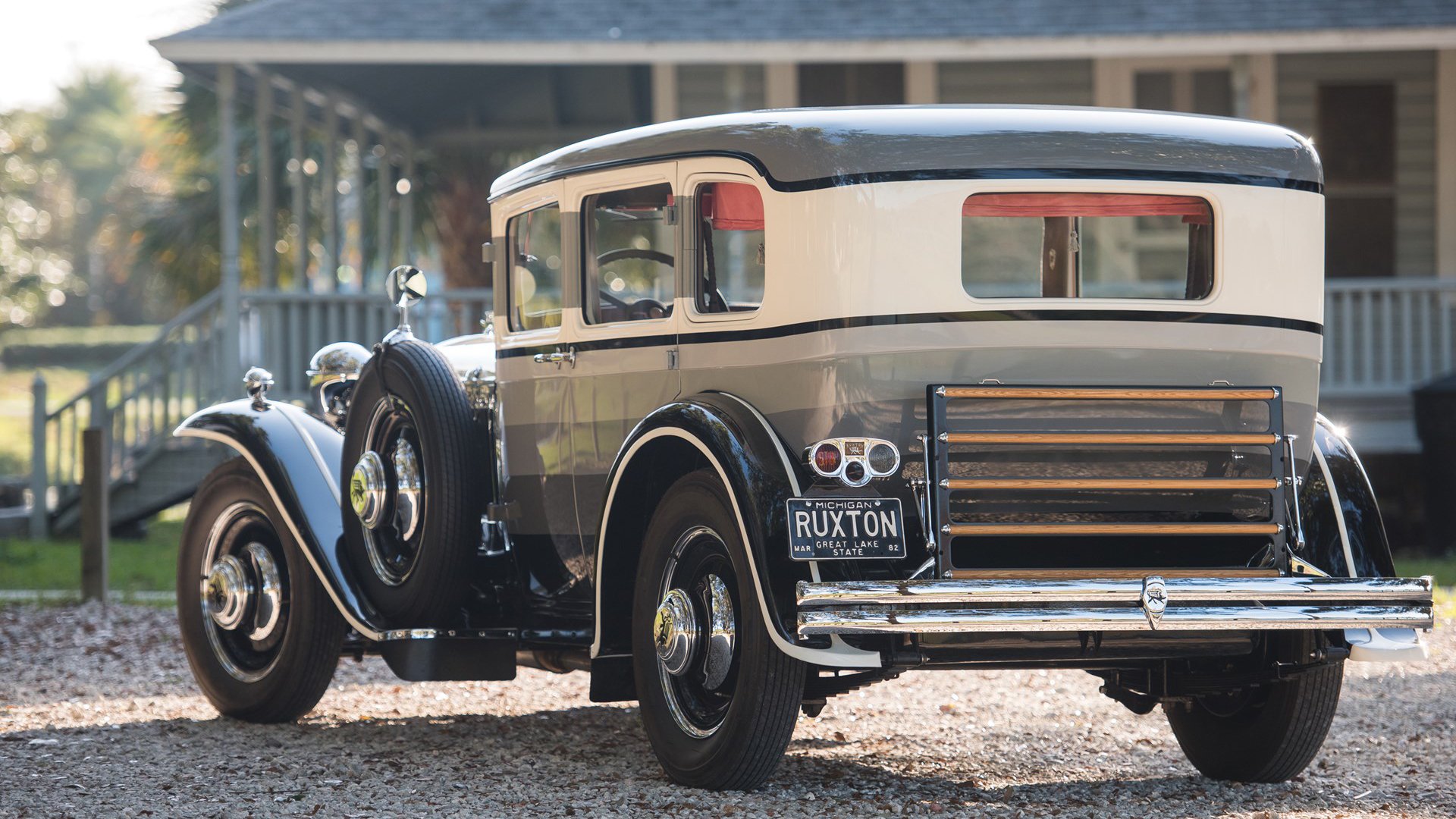 “胡利安·门德斯：阿根廷橄榄球的未来明星，进攻与防守双全”