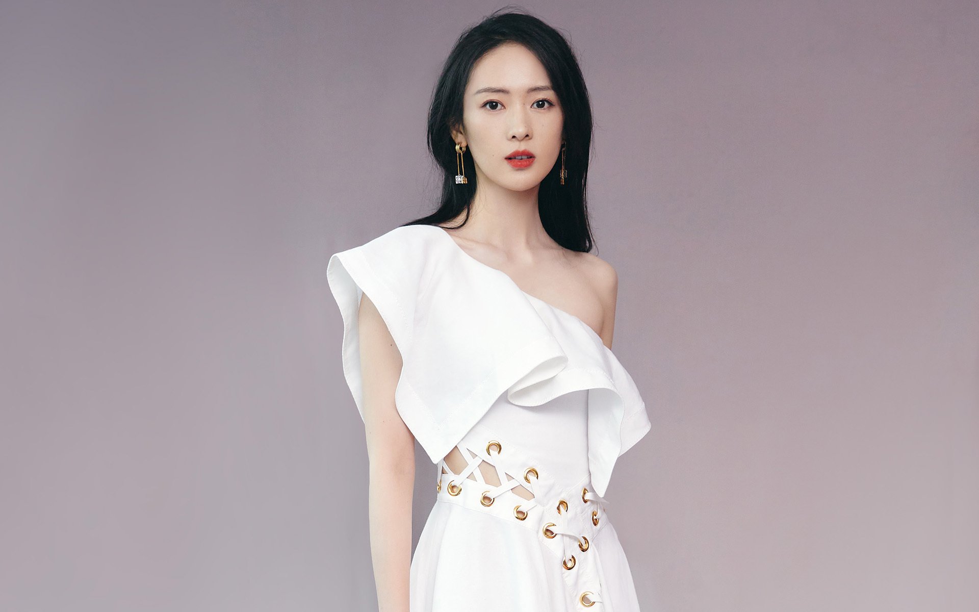 中学篮球丰富训练内容提高学生综合运动素质,中学篮球技术